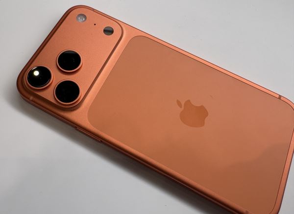 Apple представила iPhone 17 Pro и iPhone 17 Pro Max
