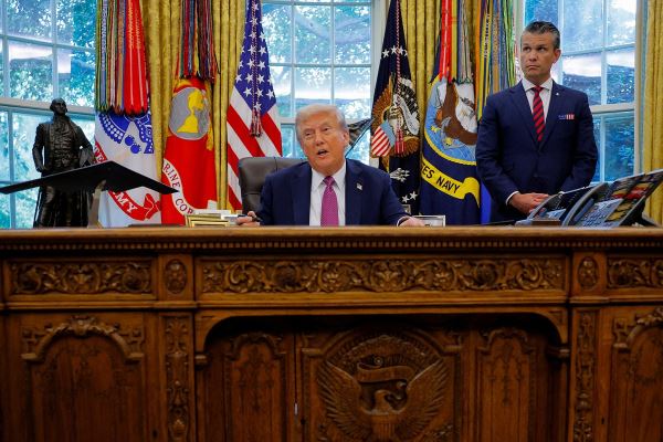 «Мы охотимся за вами!» Трамп пригрозил войной дружественной России стране. Когда и зачем он хочет начать боевые действия?