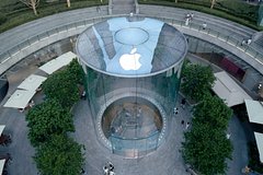 Apple представила совершенно новый iPhone 17. Какой получилась новая линейка и сколько смартфоны будут стоить в России?