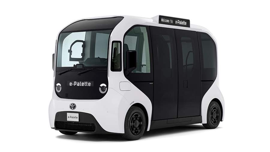 Toyota представила 17-местный электромобиль